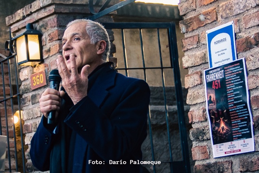 Roberto Riachi – Prof Teatro Fahrenheit – SAN Roberto Riachi - Prof Teatro Fahrenheit - SAN
