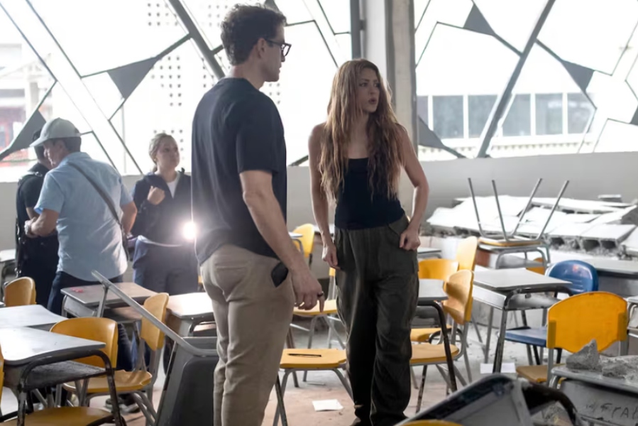Shakira en Colombia tras el sismo - SAN